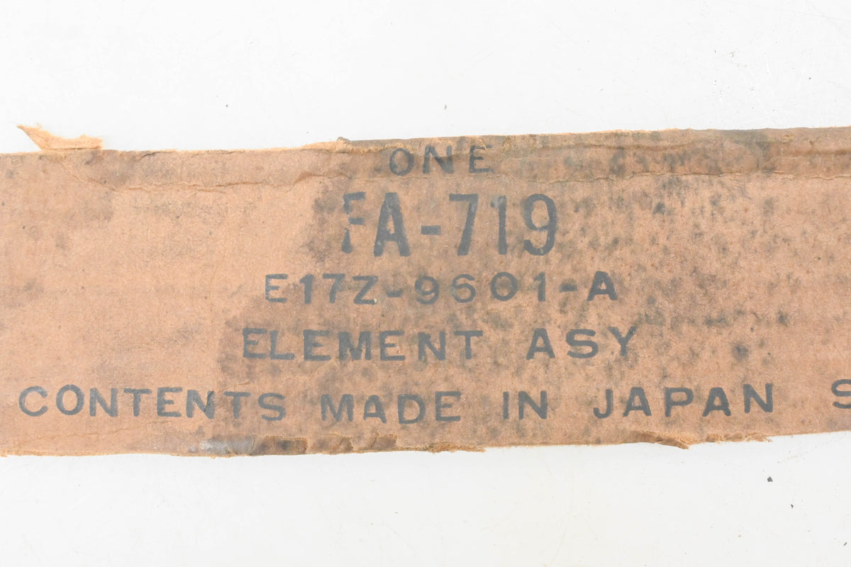 New OEM Motorcraft FA-719, E17Z-9601-A, FA719 Air Filter NOS