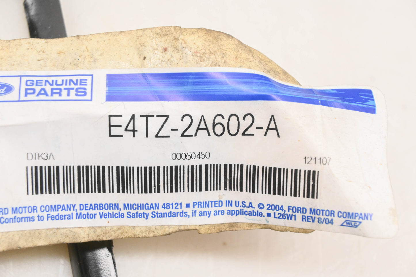 New OEM Ford E4TZ-2A602-A Equalizer Bracket NOS