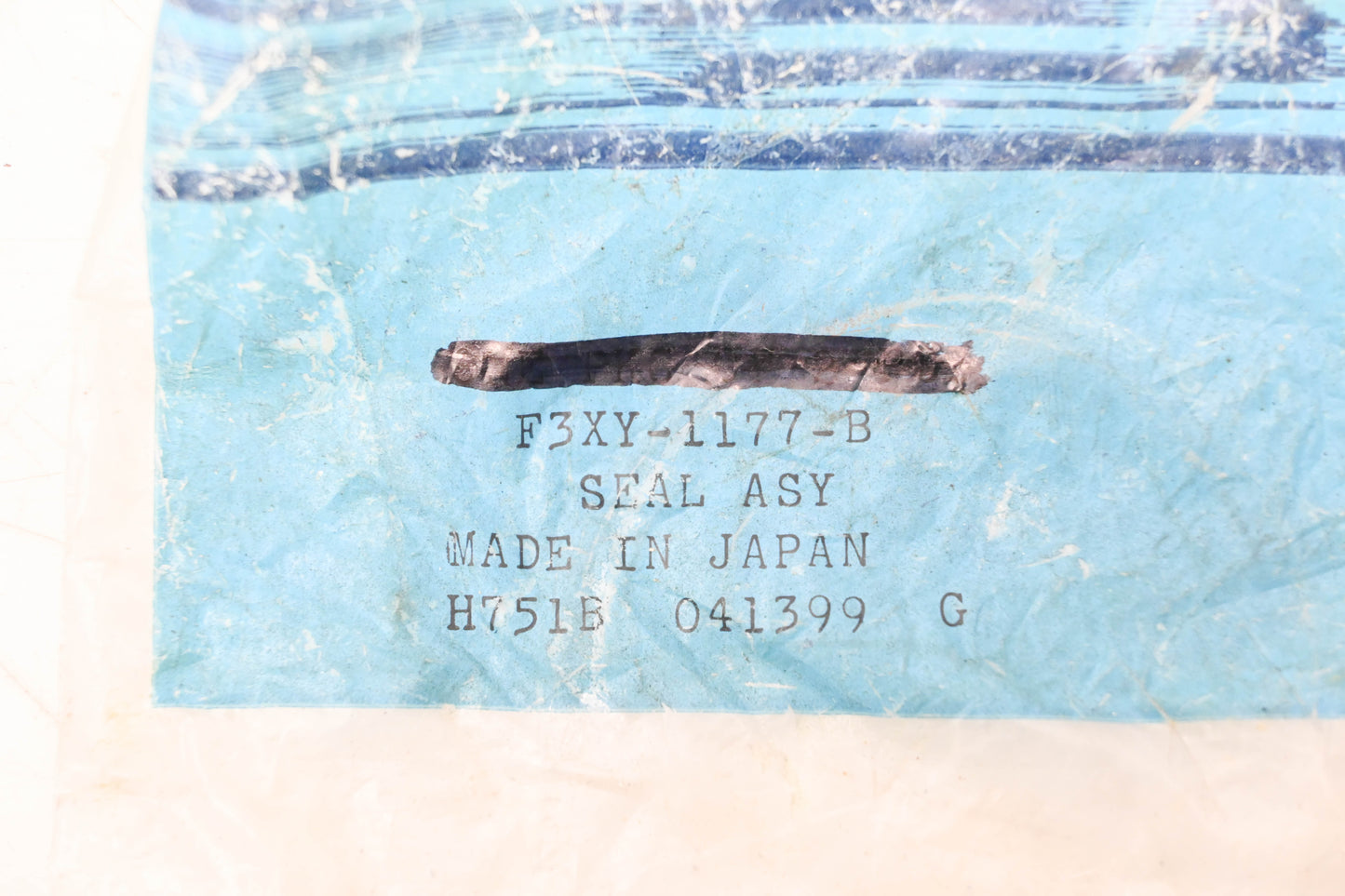 New OEM Ford F3XY-1177-B Oil Seal NOS