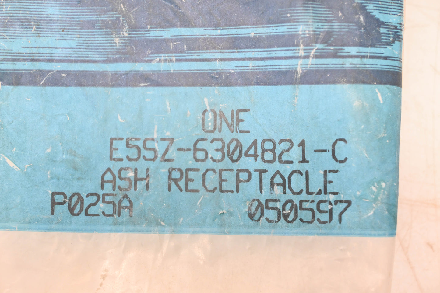 New OEM Ford E5SZ-6304821-C Ash Tray Receptacle Assembly NOS