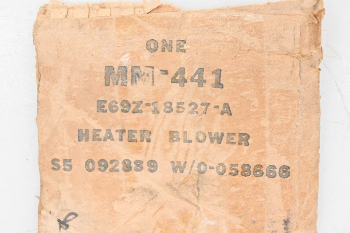 New OEM Motorcraft MM-441, E69Z-18527-A, E99F-18527-BA Heater Blower Motor NOS