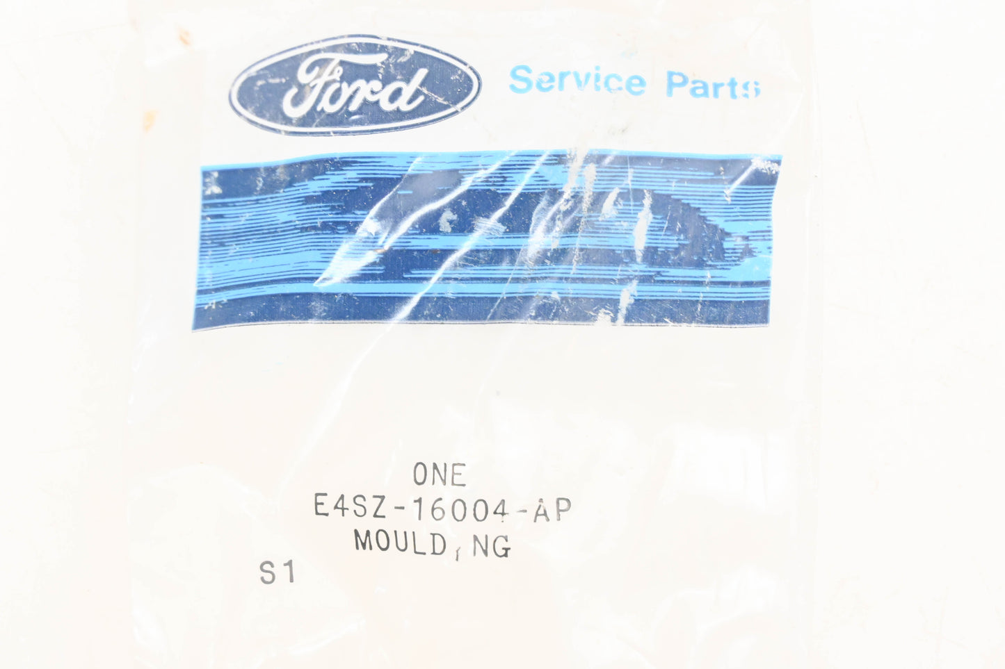 New OEM Ford E4SZ-16004-AP Front Left Fender Trim Molding NOS