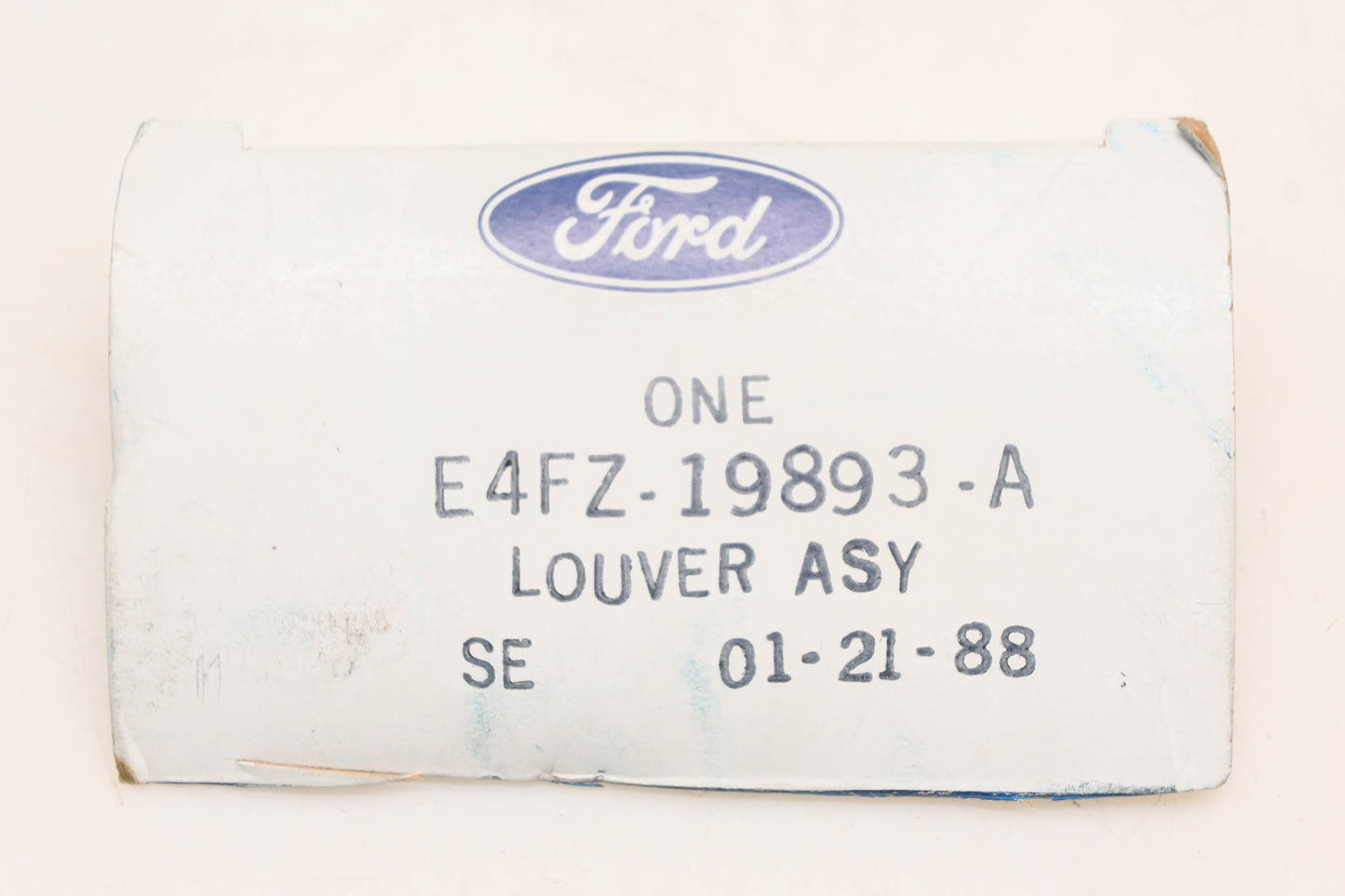 New OEM Ford E4FZ-19893-A Vent Louver NOS