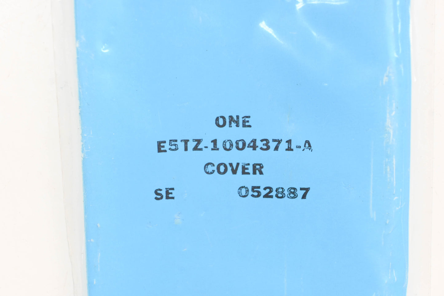New OEM Ford E5TZ-1004371-A, E45B-18B984-AWA Radio Opening Plate Panel NOS