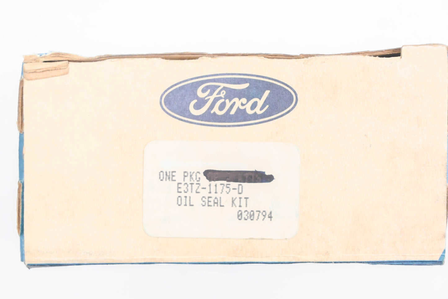 New OEM Ford E3TZ-1175-D Oil Seal Kit NOS