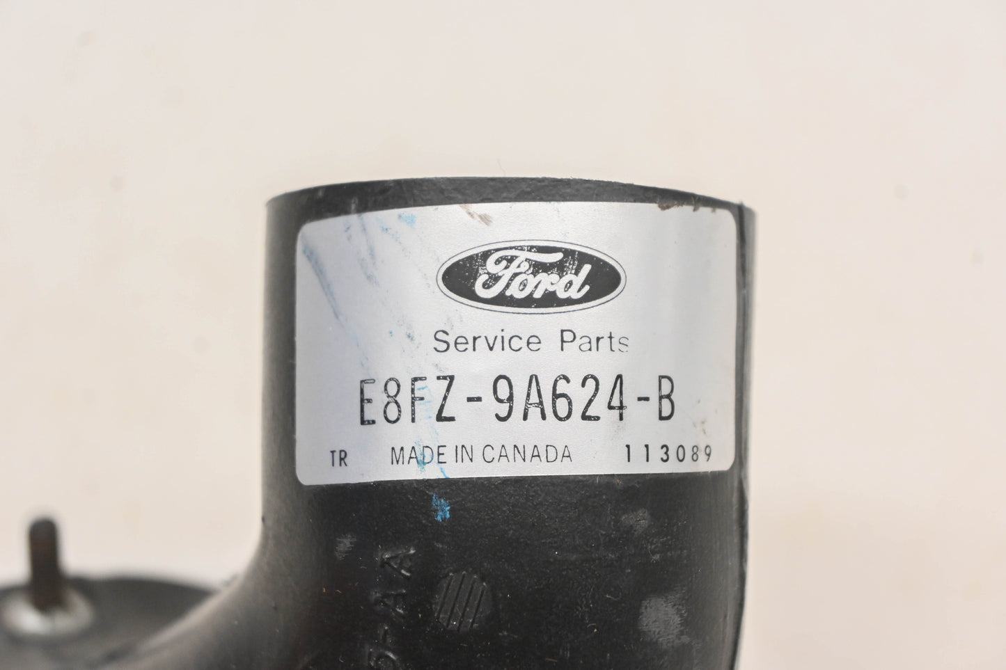 New OEM Ford E8FZ-9A624-B Air Cleaner Tube NOS