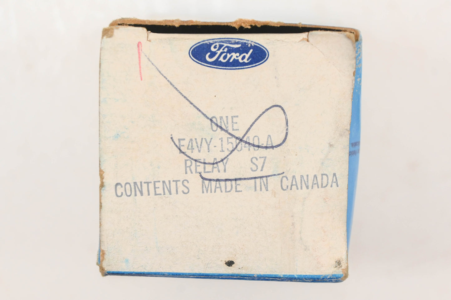 New OEM Ford E4VY-15040-A, E4VB-15040-A1A Radio Power Antenna Relay NOS