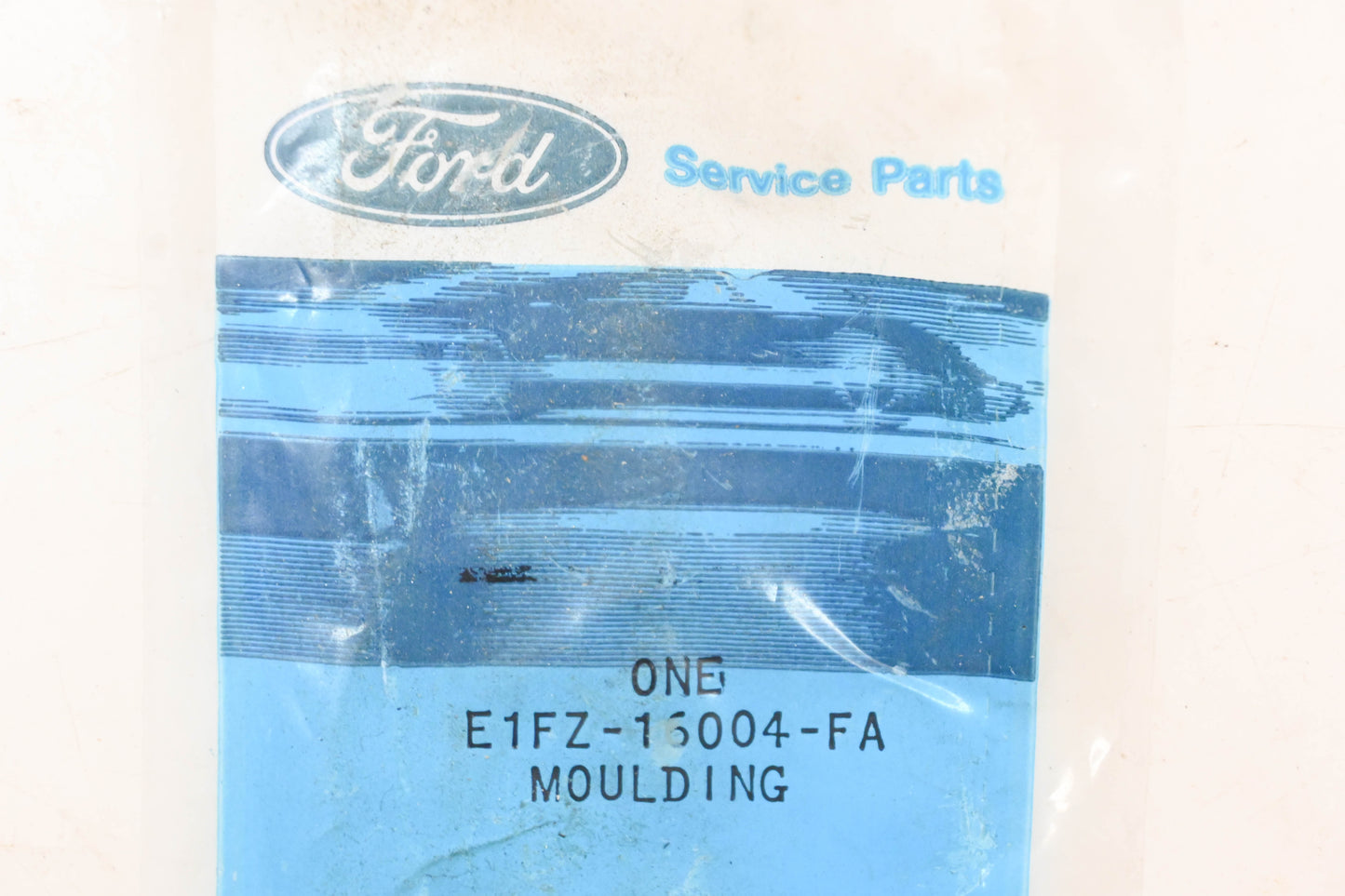 New OEM Ford E1FZ-16004-FA Front Fender Trim Molding NOS
