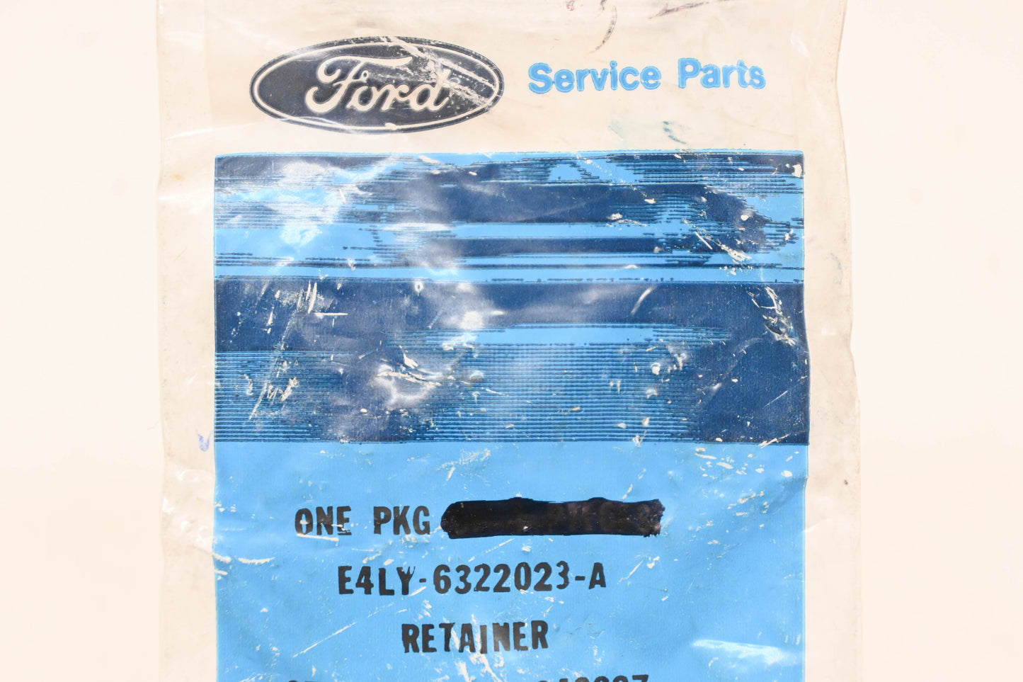 New OEM Ford E4LY-6322023-A Retainer Clip NOS