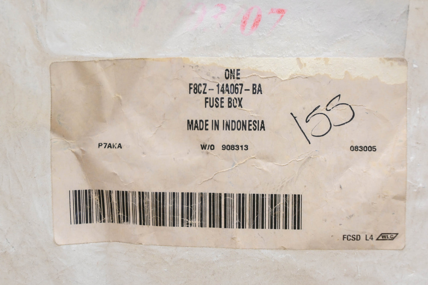 New OEM Ford F8CZ-14A067-BA Fuse Box Kit NOS