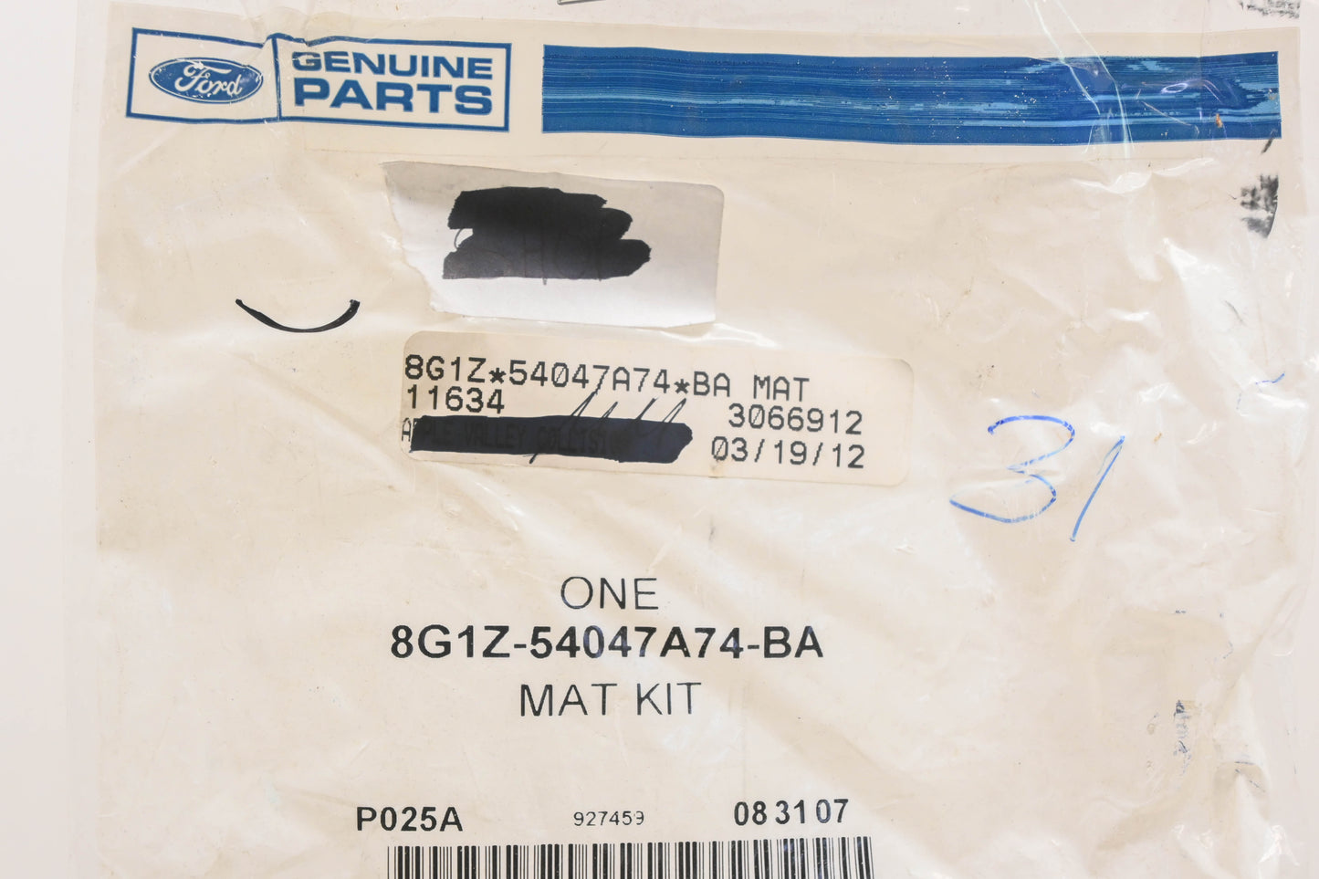 New OEM Ford 8G1Z-54047A74-BA Console Rubber Mat Kit NOS