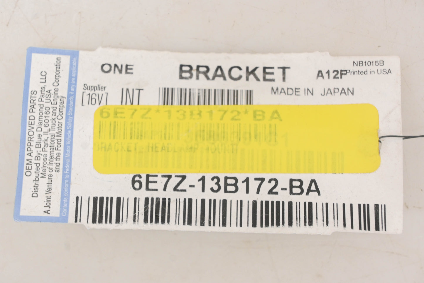 International 6E7Z-13B172-BA, 3586391C1 Left Headlamp Housing Support Bracket NOS