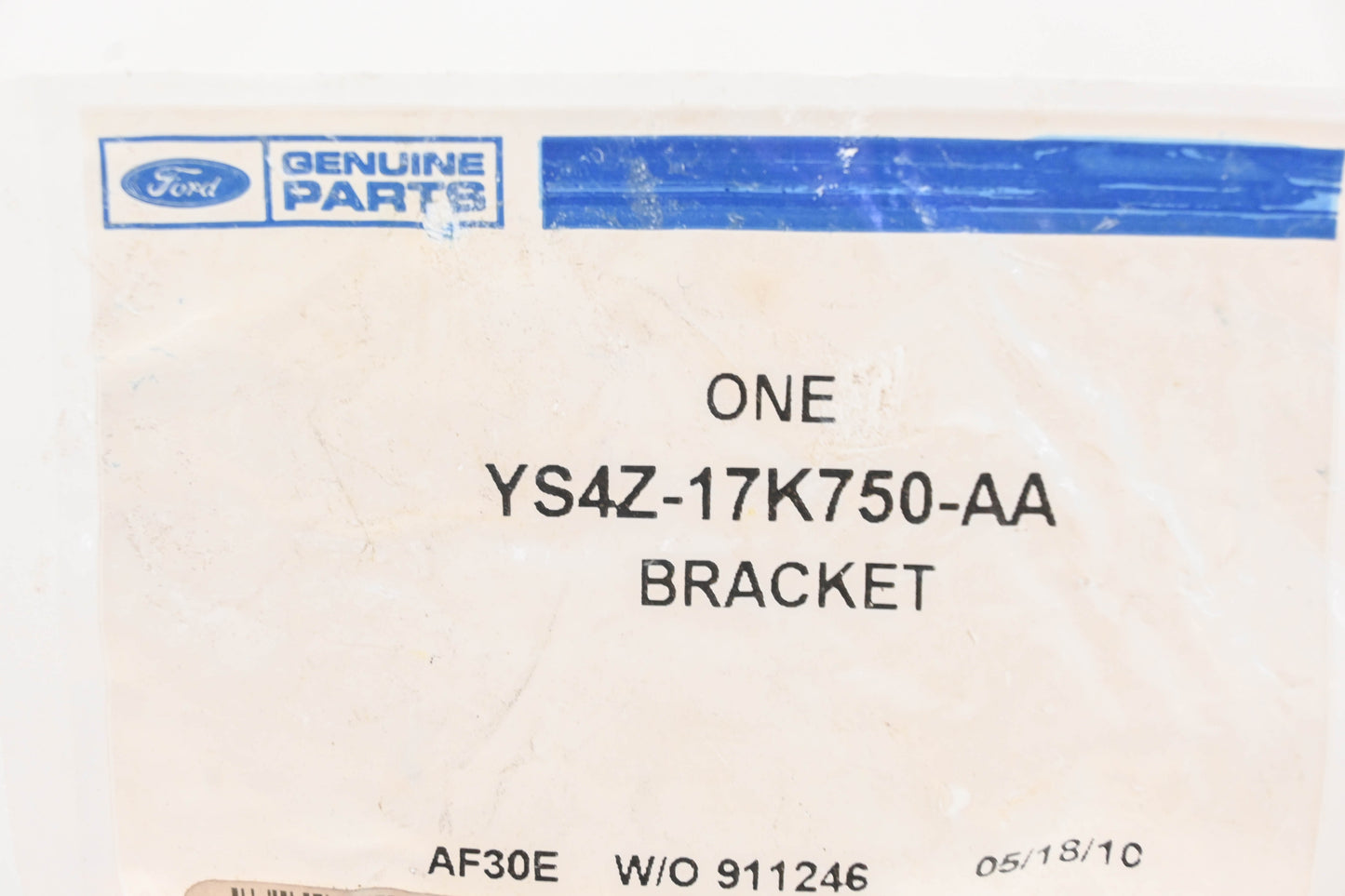 New OEM Ford YS4Z-17K750-AA Bumper Mounting Bracket NOS