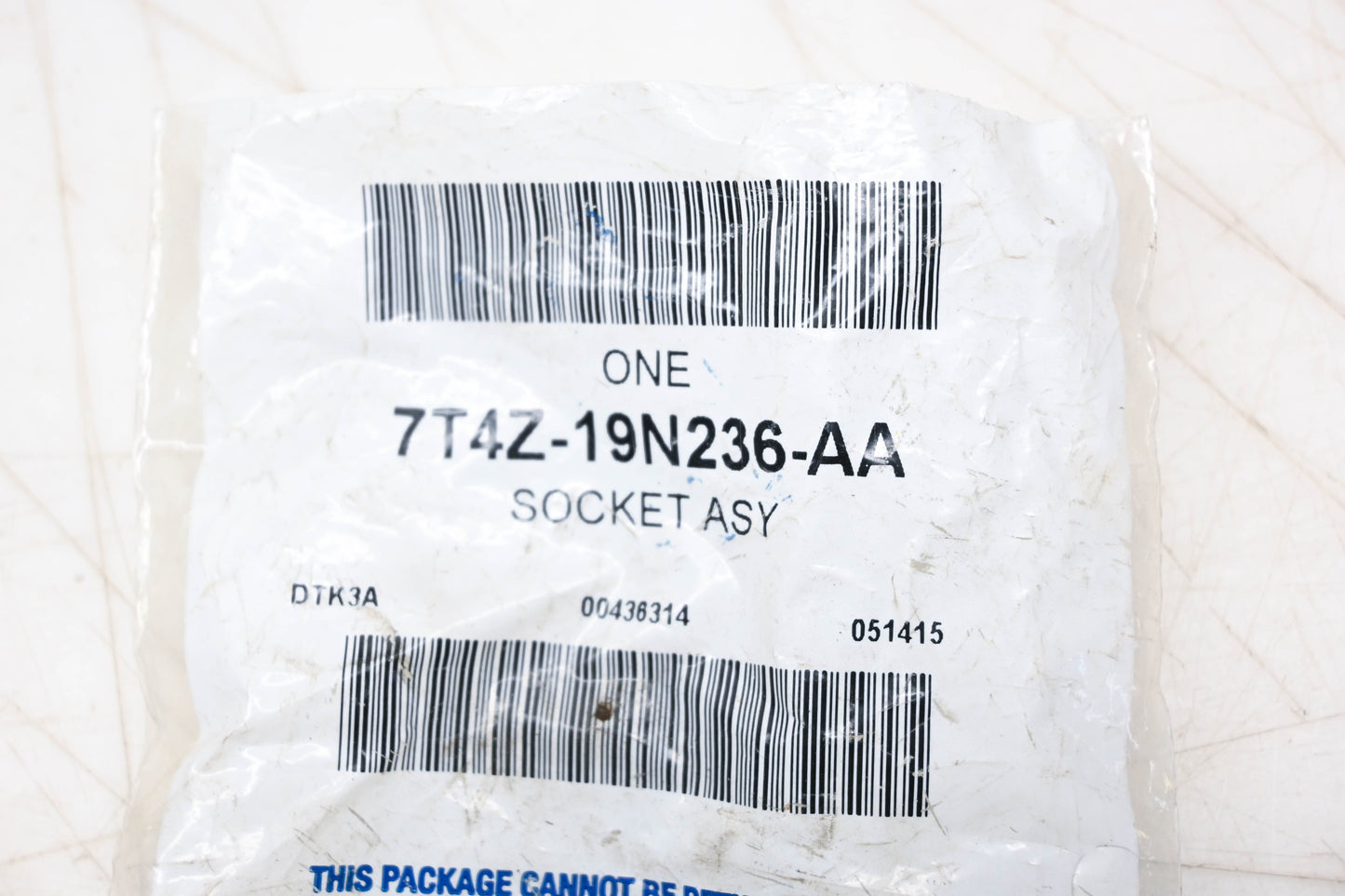 New OEM Ford 7T4Z-19N236-AA Power Outlet Assembly NOS