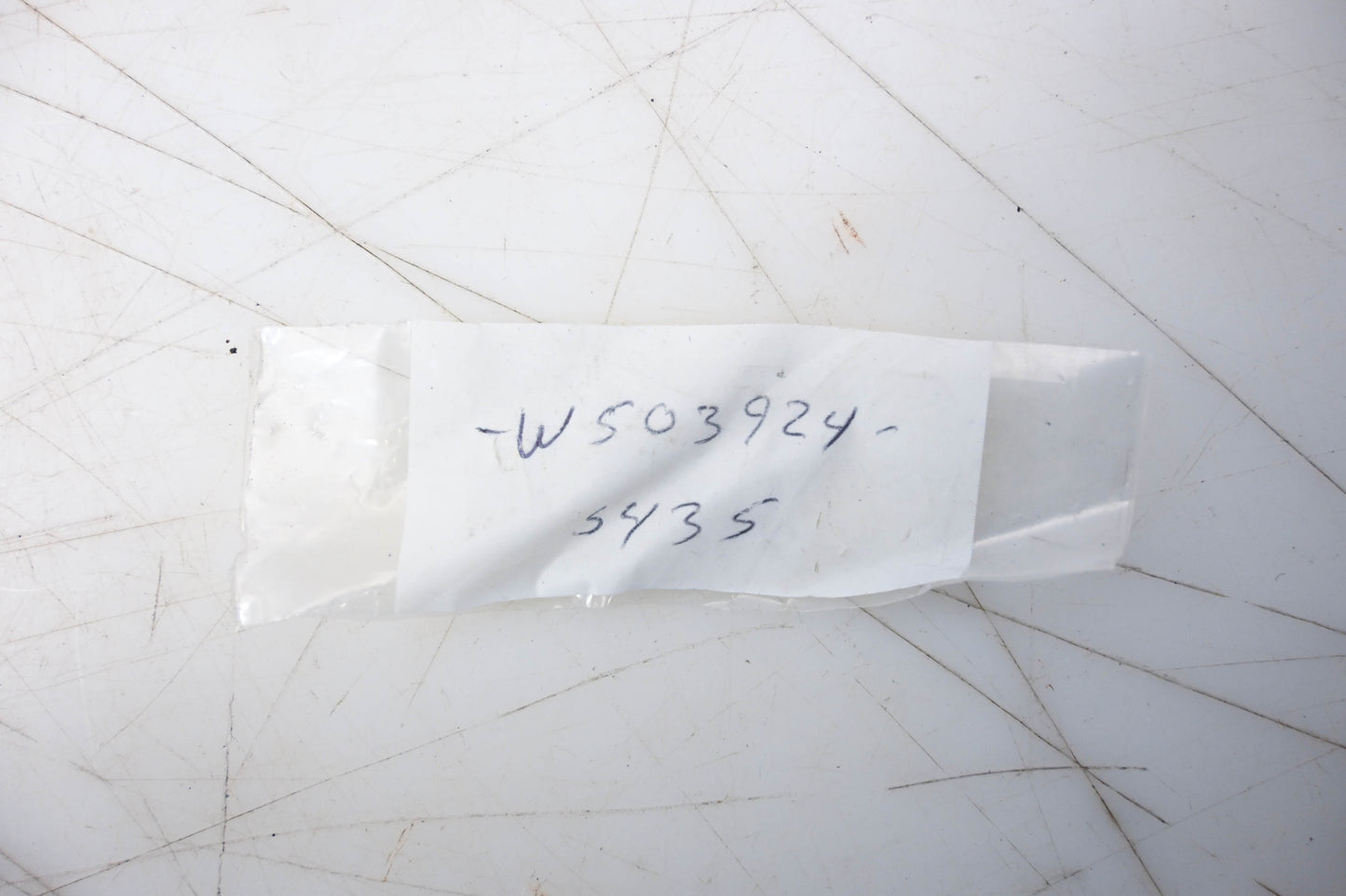 New OEM Ford W503924-S435 Screw NOS