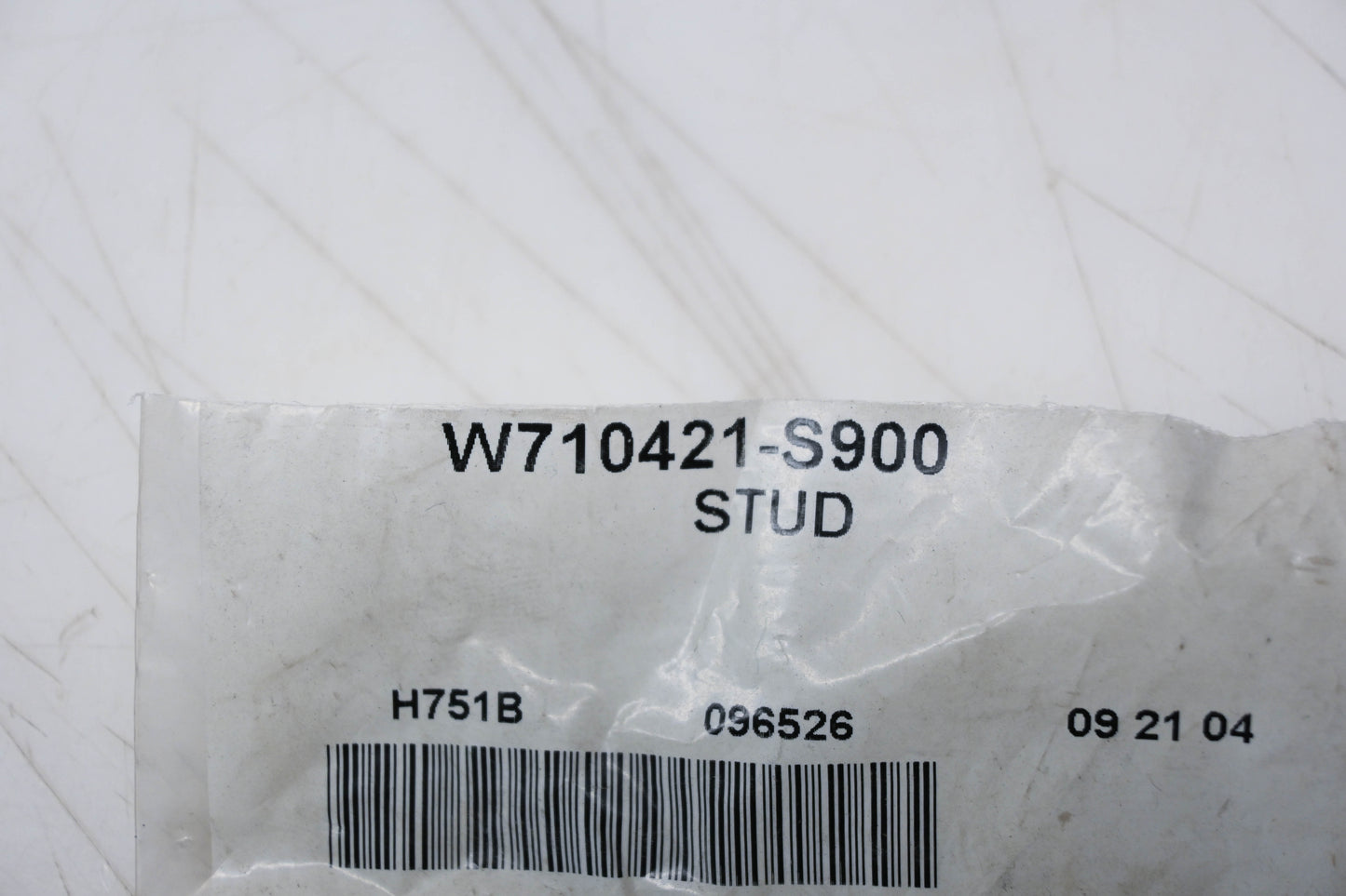 New OEM Ford W710421-S900 Stud NOS