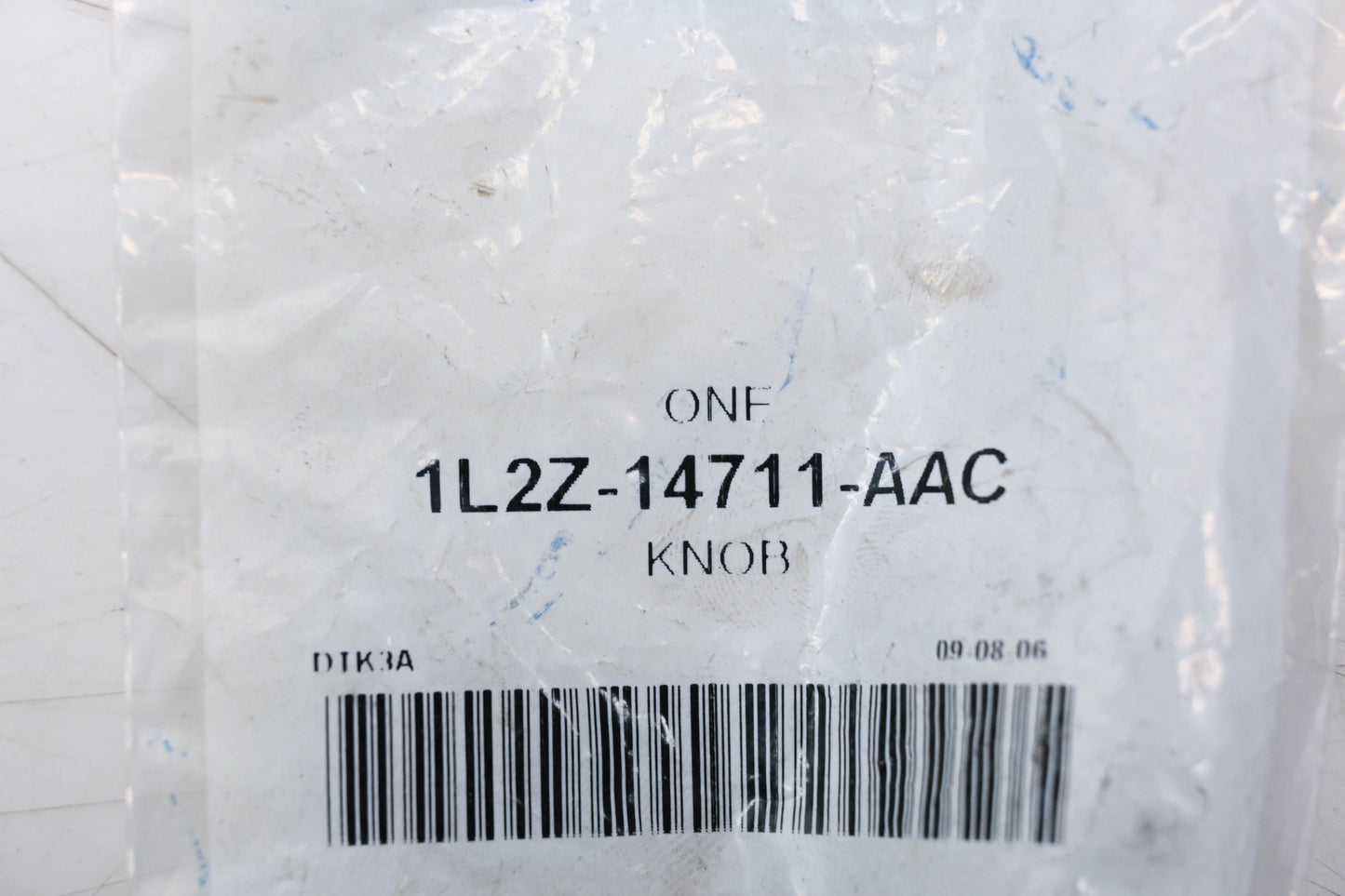 New OEM Ford 1L2Z-14711-AAC Knob NOS