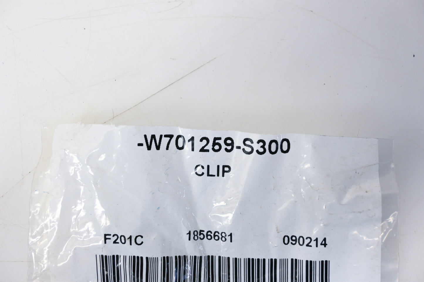 New OEM Ford W701259-S300 Quarter Panel Retainer Clip NOS