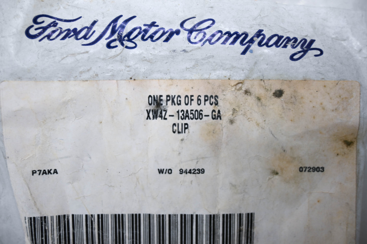 New OEM Ford XW4Z-13A506-GA Wiring Clip NOS