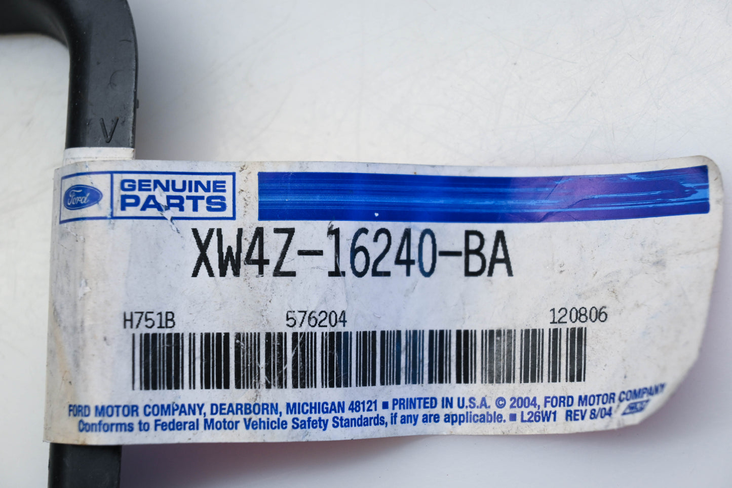 New OEM Ford XW4Z-16240-BA, XW43-160189-AB Rear Left Seal NOS