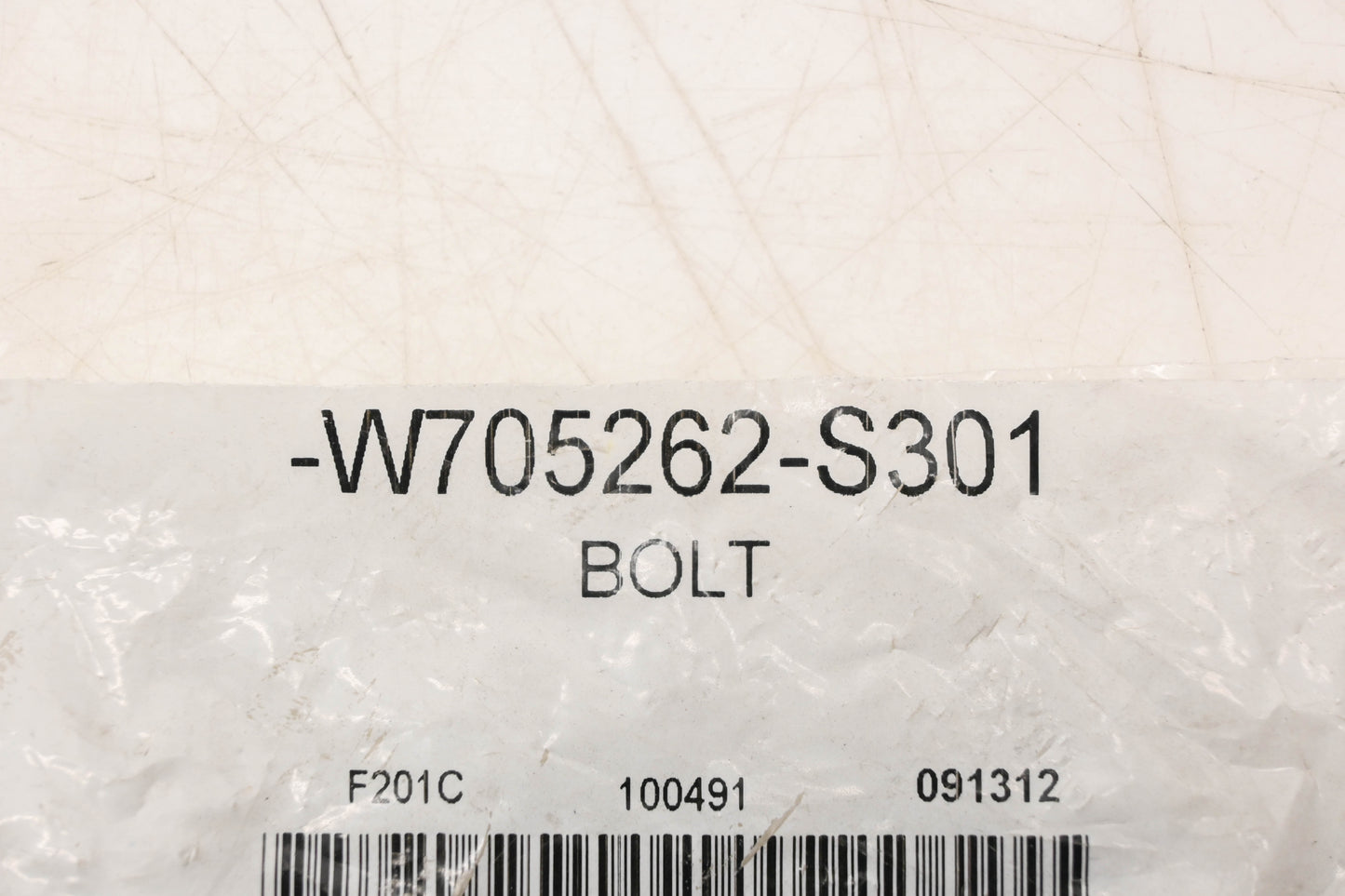 New OEM Ford W705262-S301 Bolt NOS