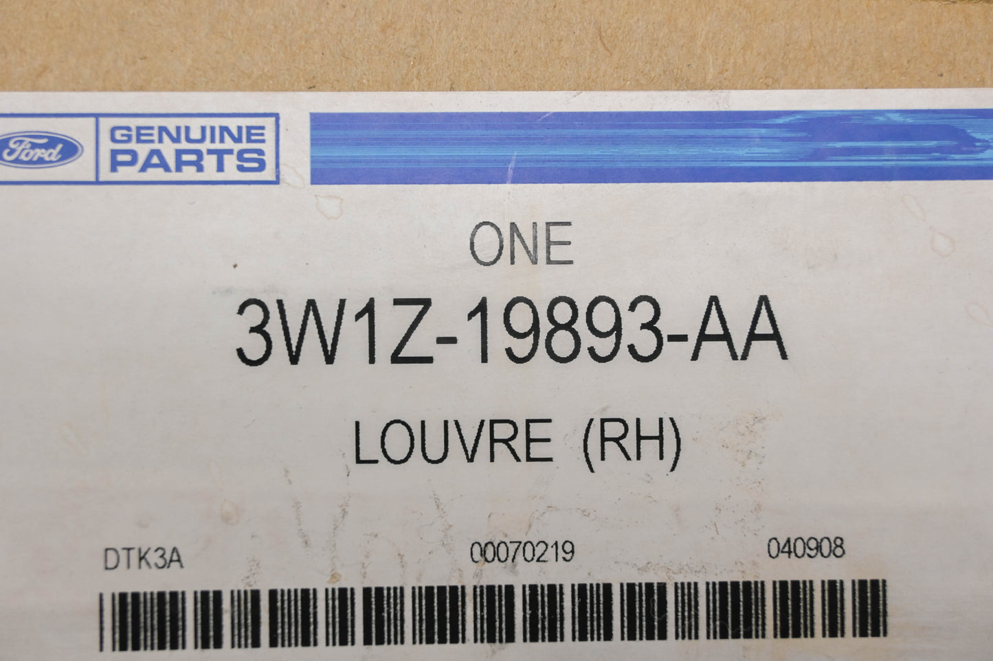 New OEM Ford 3W1Z-19893-AA Right Side Air Vent Louvre Assembly NOS