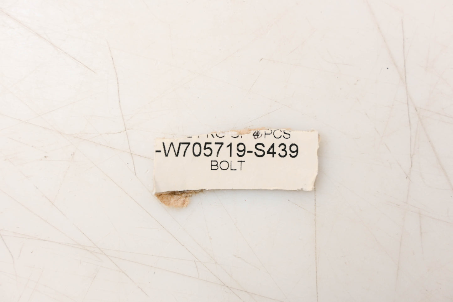 New OEM Ford W705719-S439 Bolt NOS