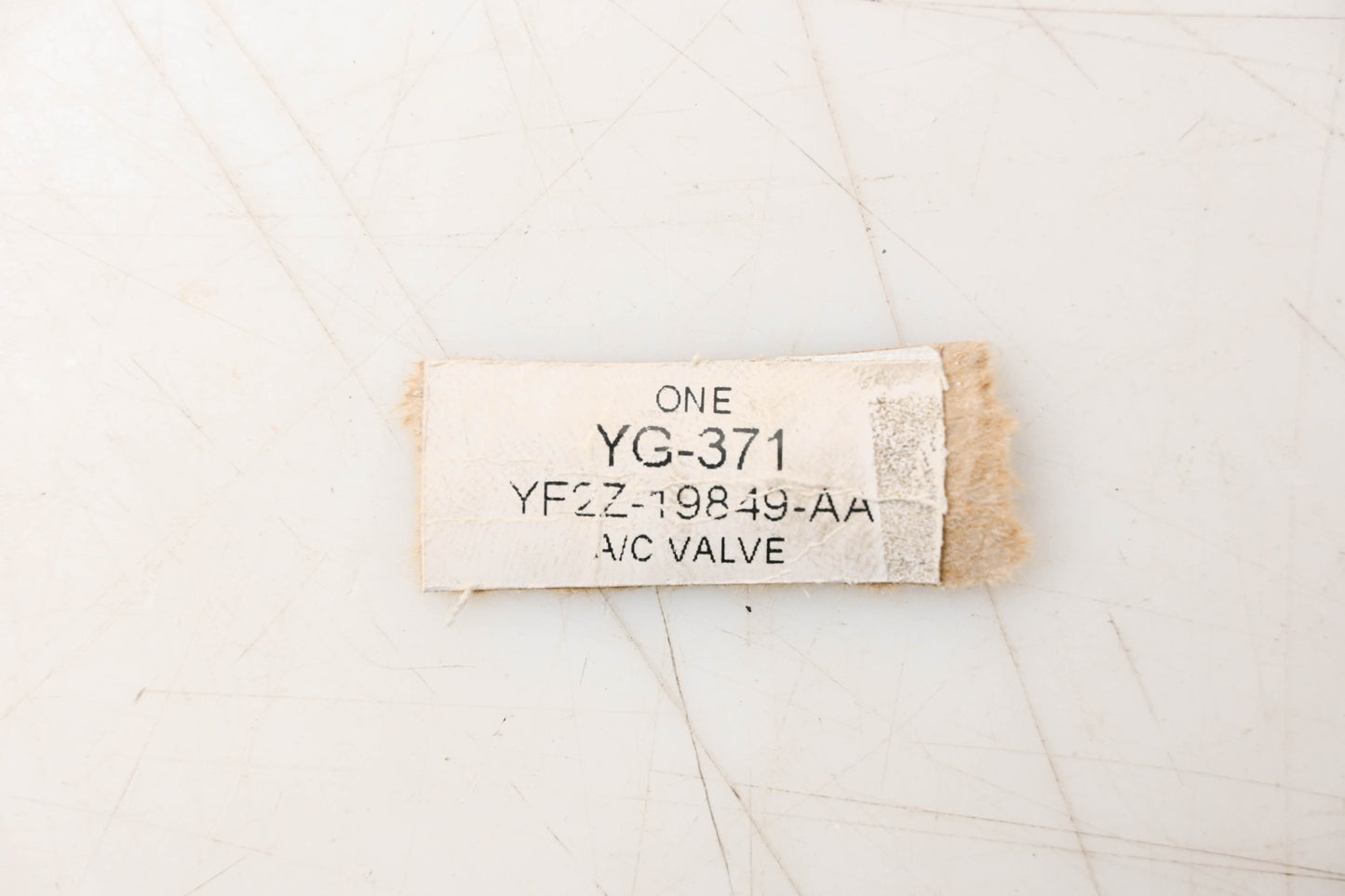 New OEM Motorcraft YG-371, YF2Z-19849-AA AC Expansion Valve Assembly NOS