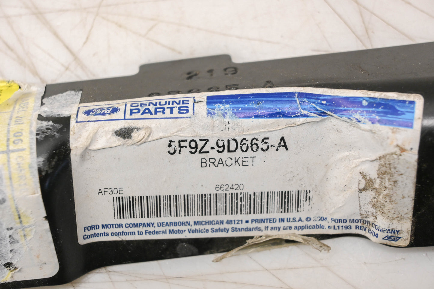 New OEM Ford 5F9Z-9D665-A Bracket NOS