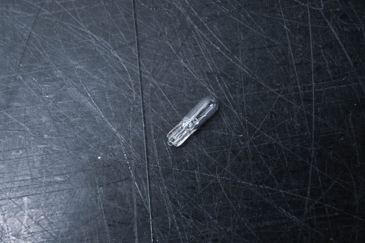 New OEM Ford E8BZ-13466-A Bulb Assembly NOS