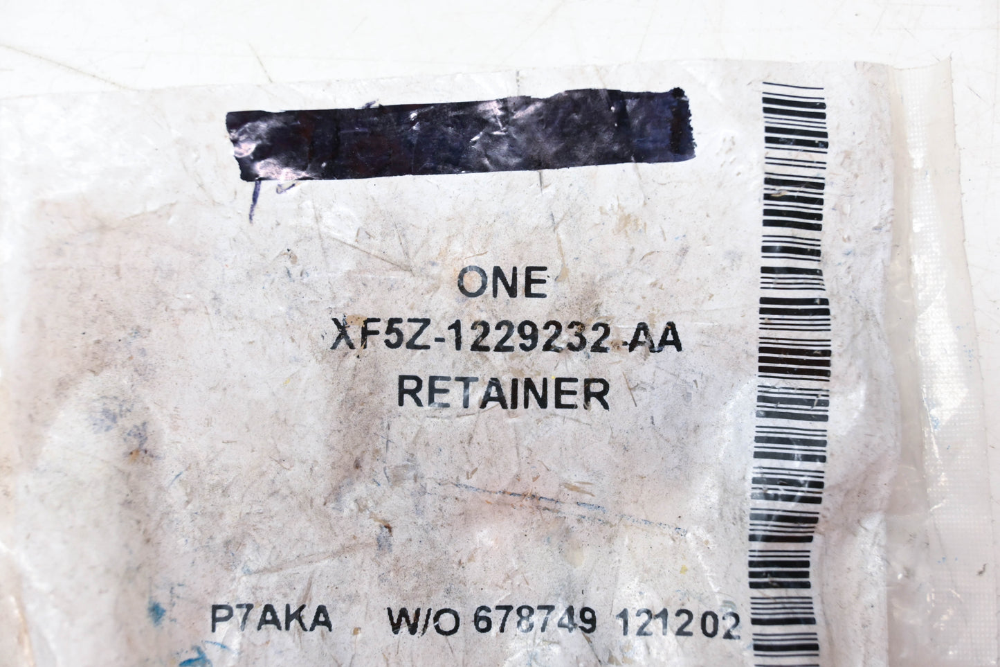 New OEM Ford XF5Z-1229232-AA Bumper Retainer NOS