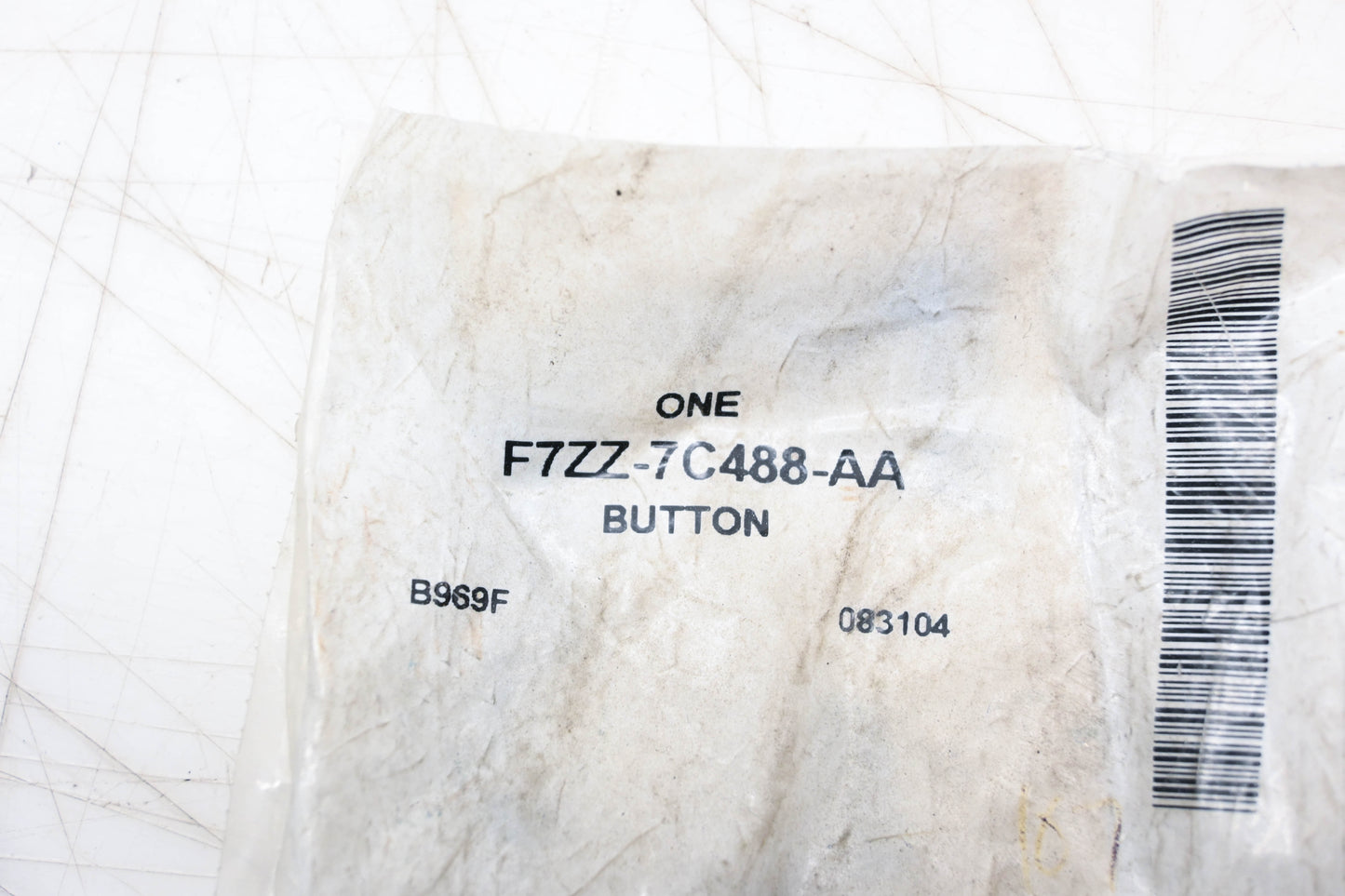 New OEM Ford F7ZZ-7C488-AA Shifter Handle Knob Button NOS