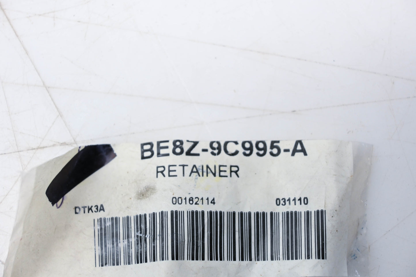New OEM Ford BE8Z-9C995-A Fuel Injector Retainer Clip NOS