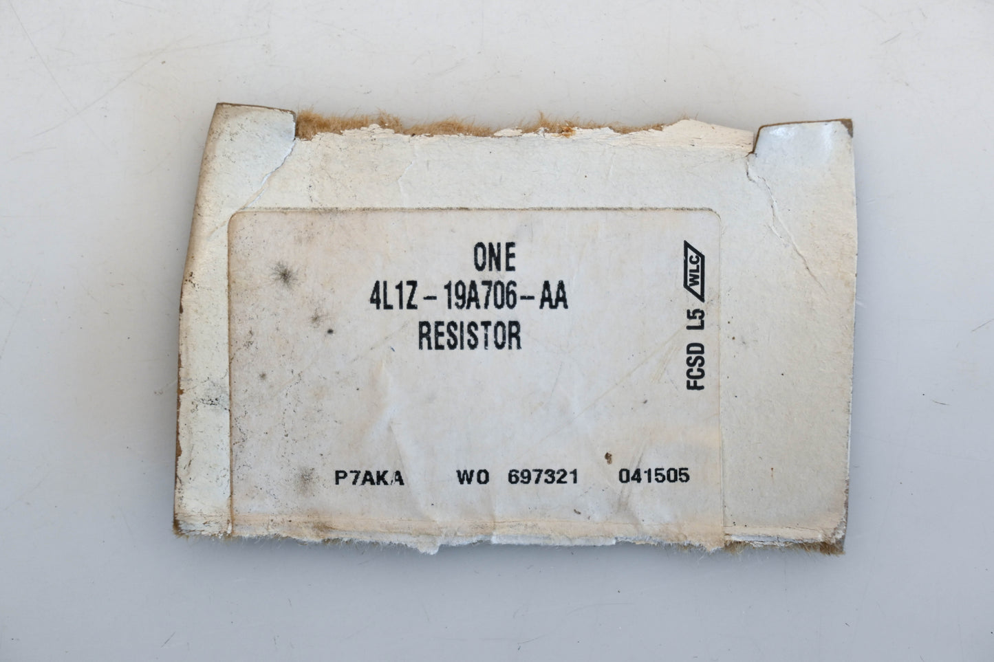 New OEM Ford 4L1Z-19A706-AA, 4L1H-19A706-AA HVAC Fan Motor Resistor Assembly NOS