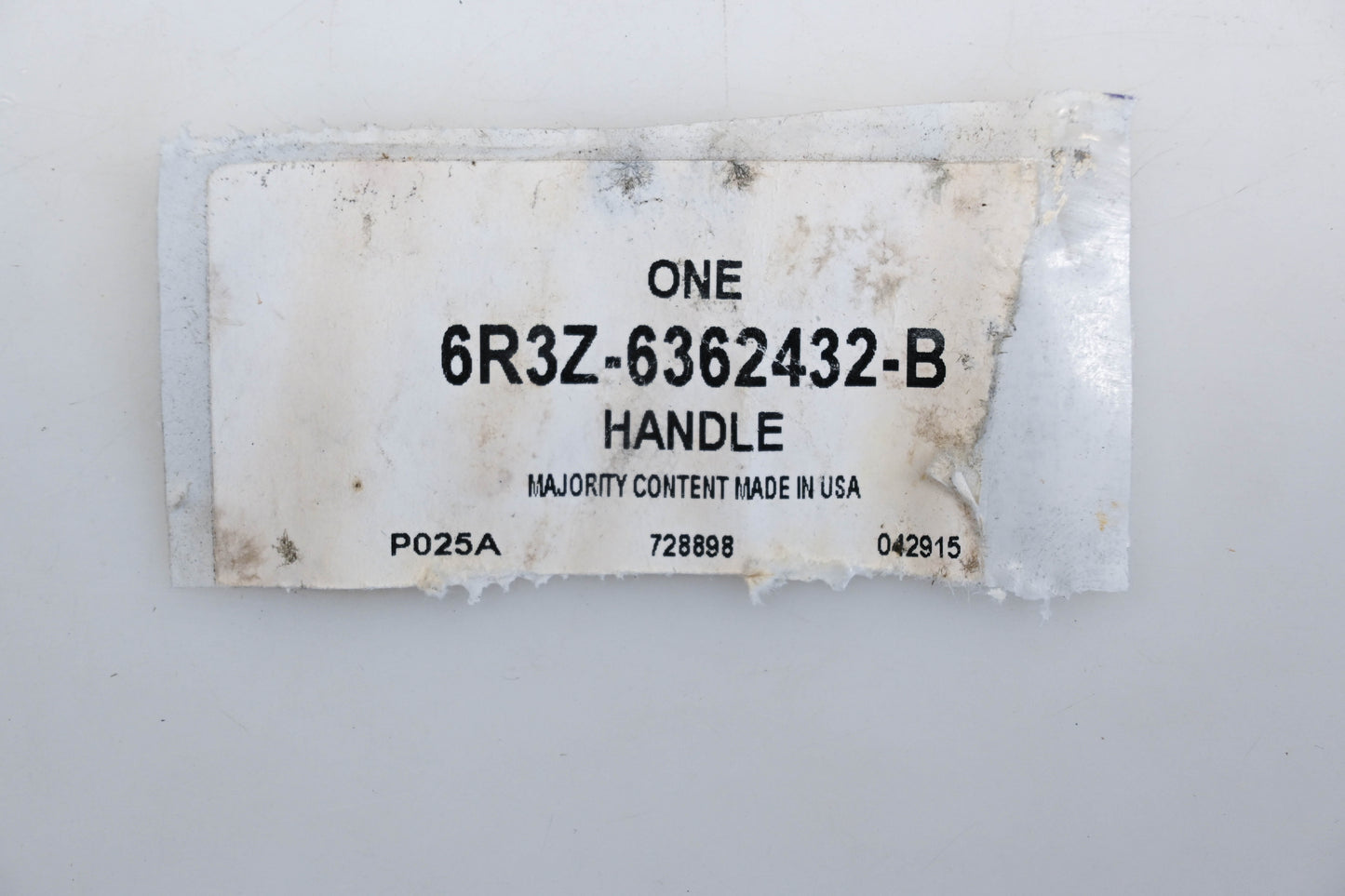 New OEM Ford 6R3Z-6362432-B, 6R33-6362418-B 05-07 Mustang Latch Assembly NOS