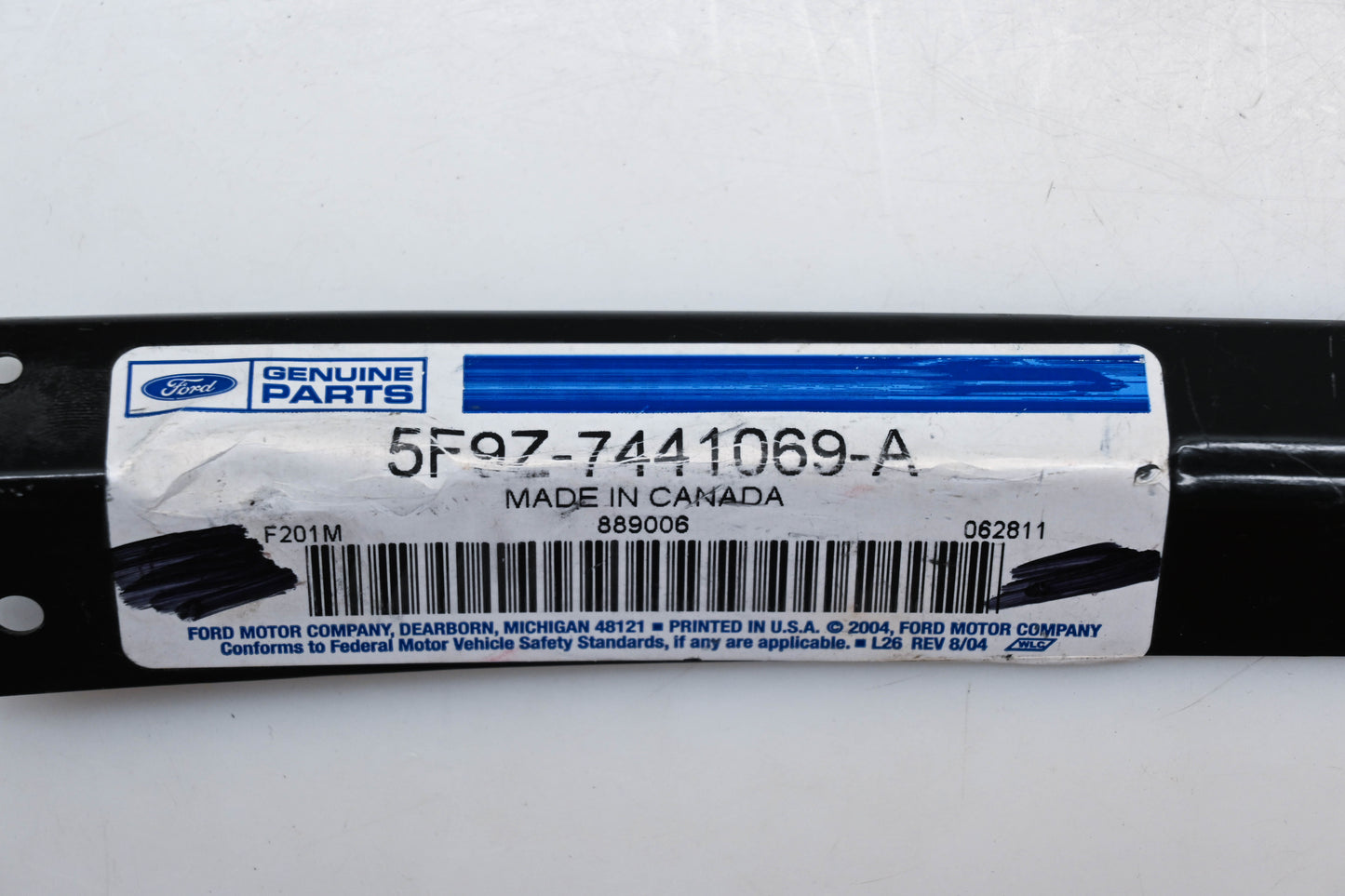 New OEM Ford 5F9Z-7441069-A, 5F93-7441069-A 2005 Freestyle Left Exterior Moulding Retainer NOS