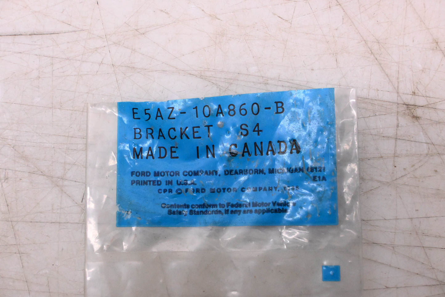 New OEM Ford E5AZ-10A860-B Radio Mounting Plate Bracket NOS