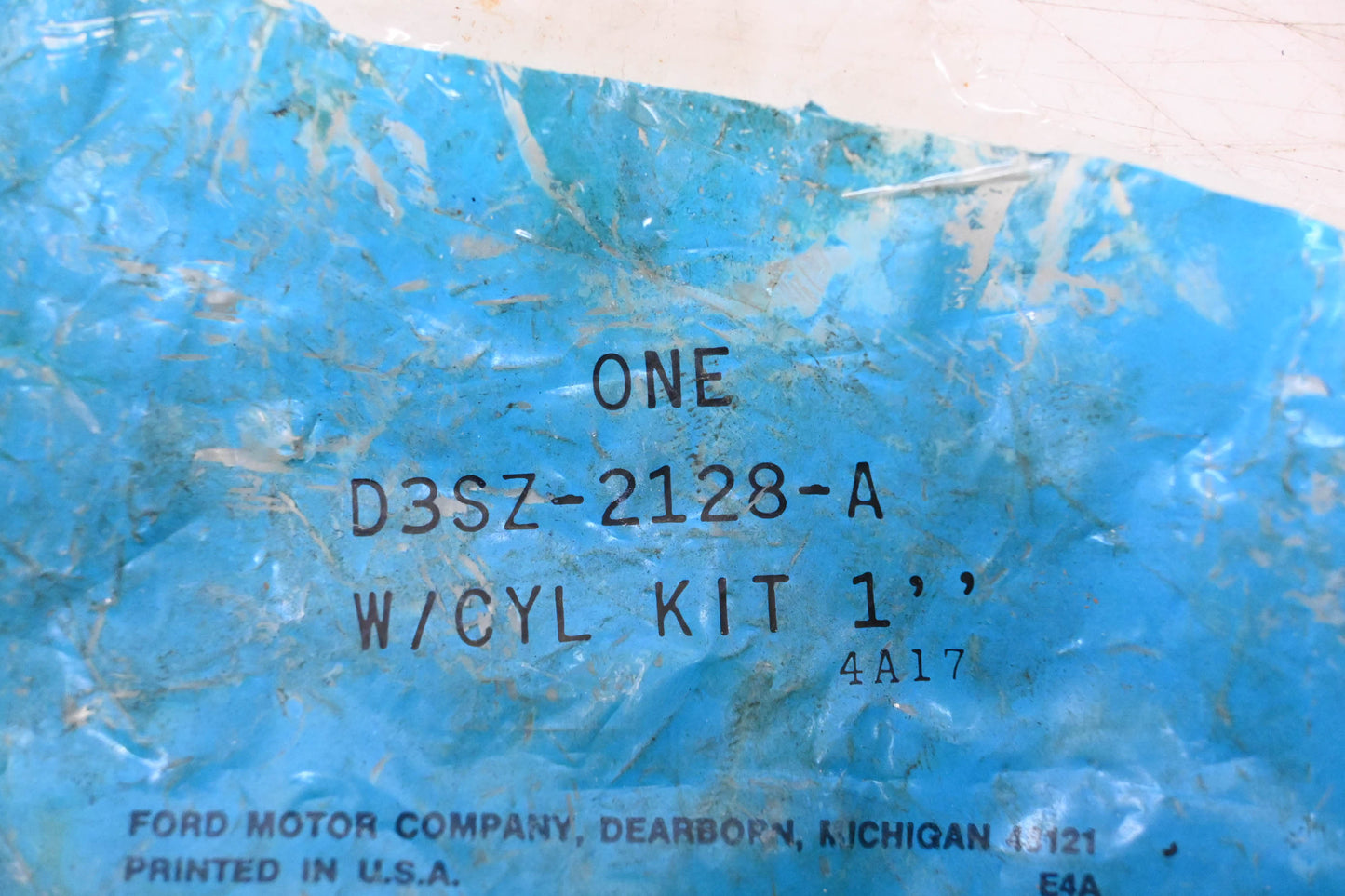 New OEM Ford D3SZ-2128-A Rear Brake Wheel Cylinder Kit NOS