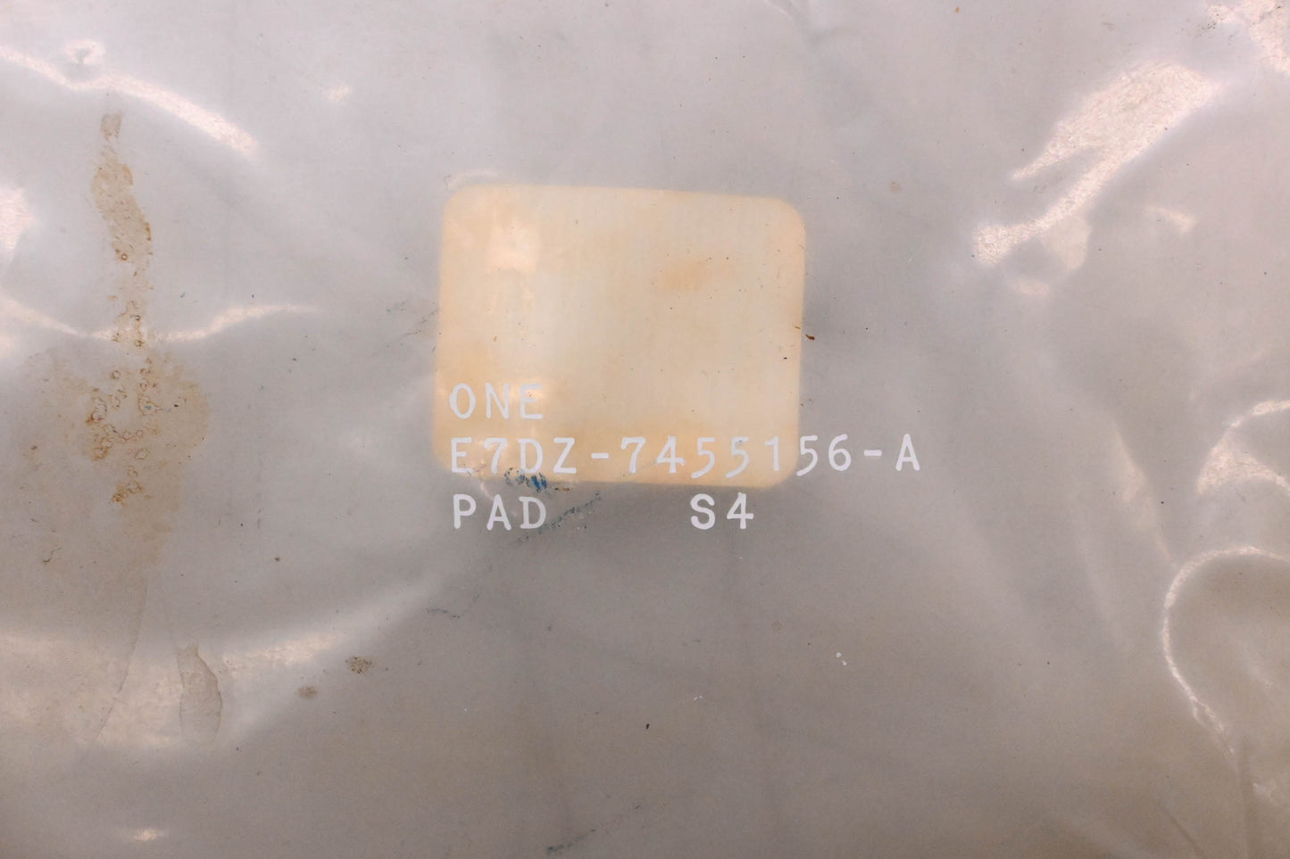 New OEM Ford E7DZ-7455156-A Luggage Rack Weatherstrip Pad NOS