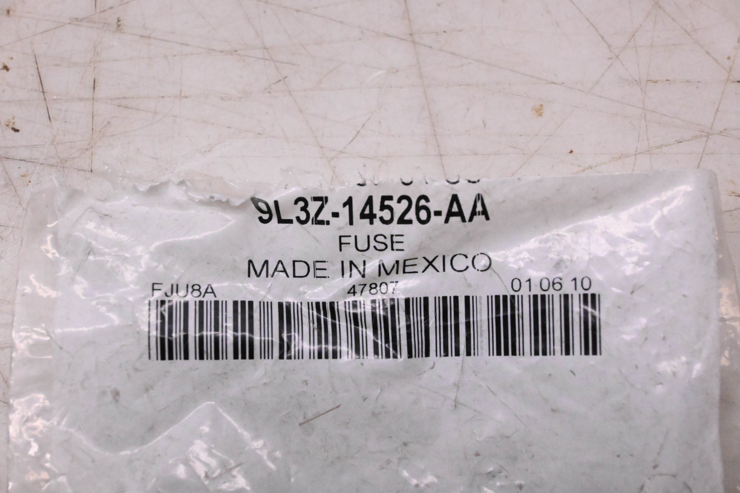 New OEM Ford 9L3Z-14526-AA Mini Fuse Relay Assembly NOS