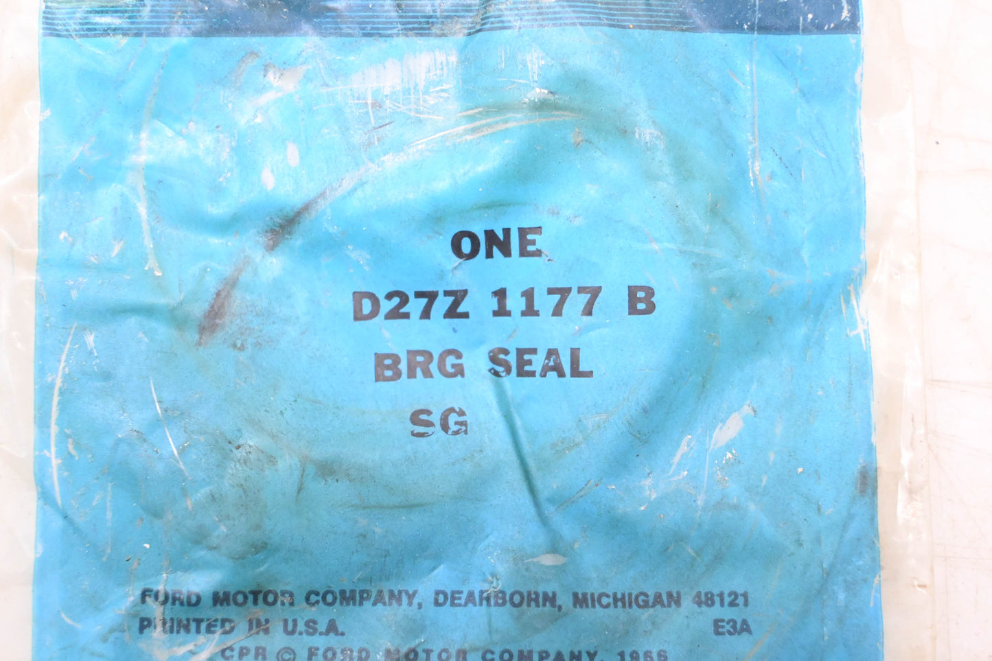 New OEM Ford D27Z-1177-B Wheel Seal NOS