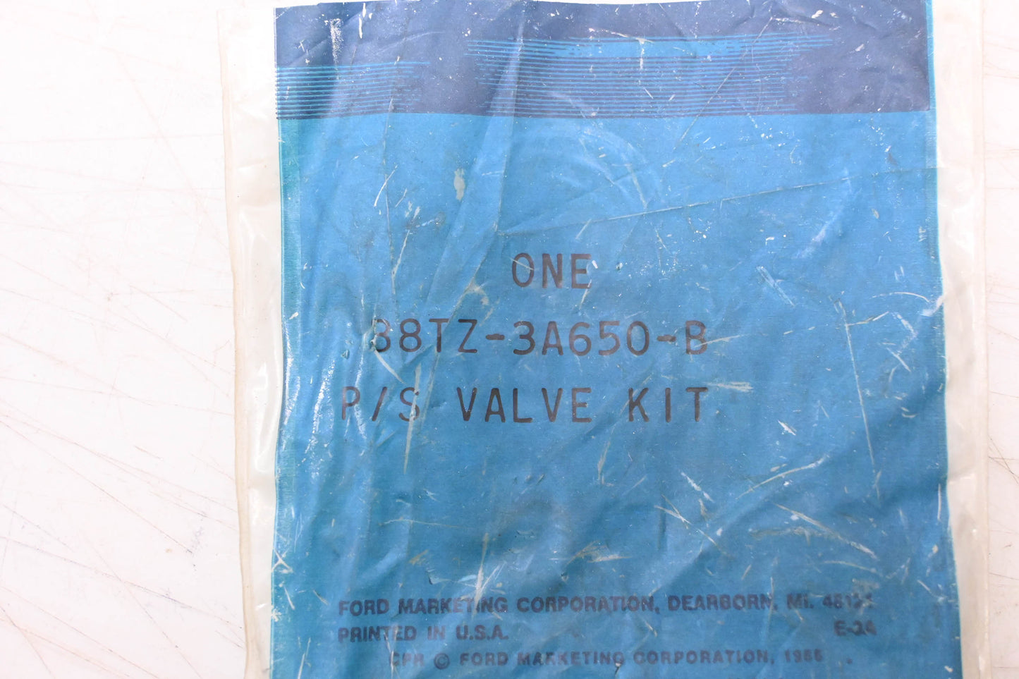 New OEM Ford B8TZ-3A650-B Power Steering Valve Kit NOS