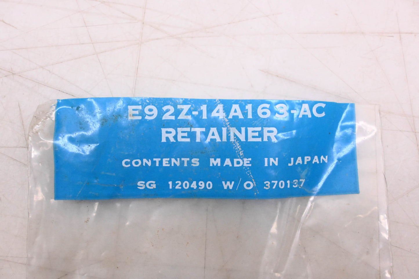 New OEM Ford E92Z-14A163-AC Retainer Pad NOS