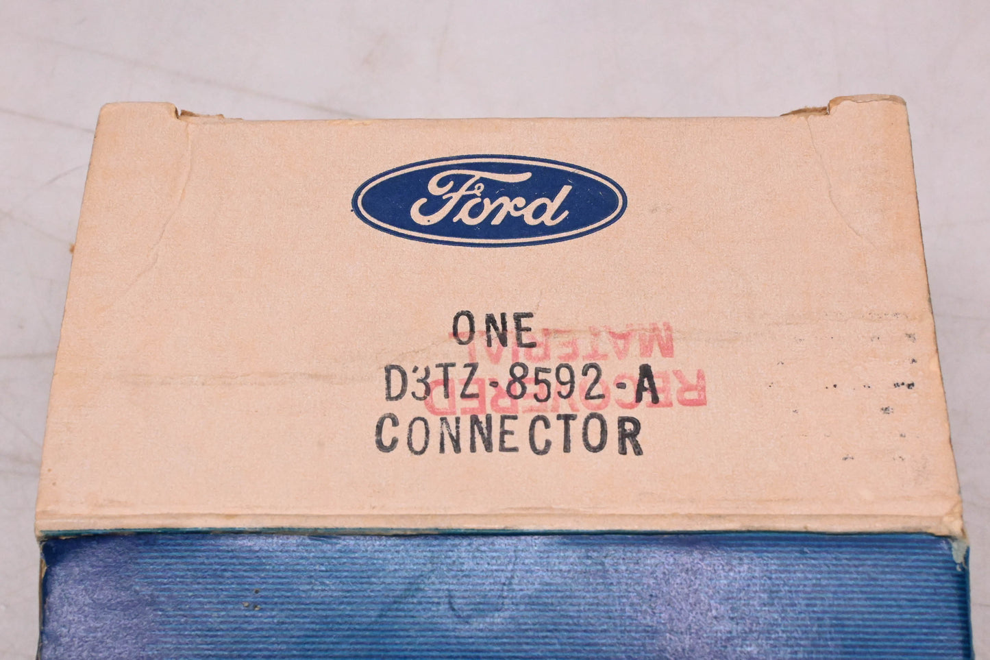 New OEM Ford D3TZ-8592-A Water Outlet Connector NOS