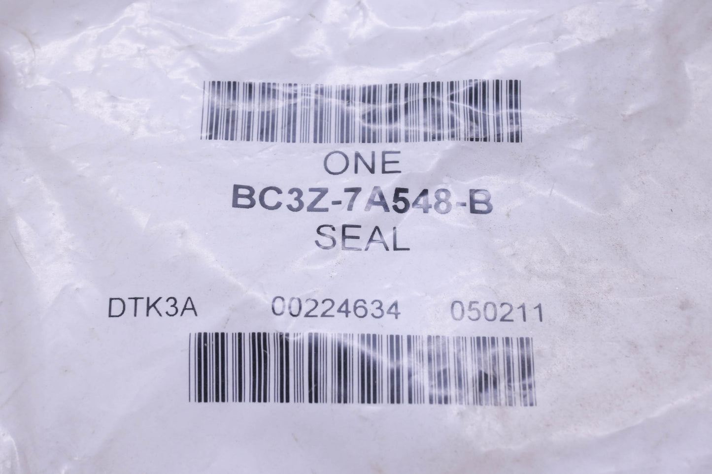 New OEM Ford BC3Z-7A548-B Seal NOS
