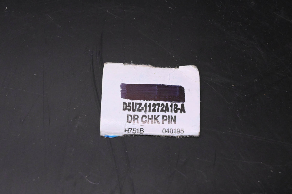 New OEM Ford D5UZ-11272A18-A Body Side Door Check Pin NOS