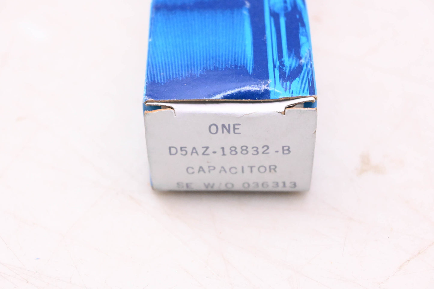 New OEM Ford D5AZ-18832-B Radio Noise Suppressor/ Capacitor NOS