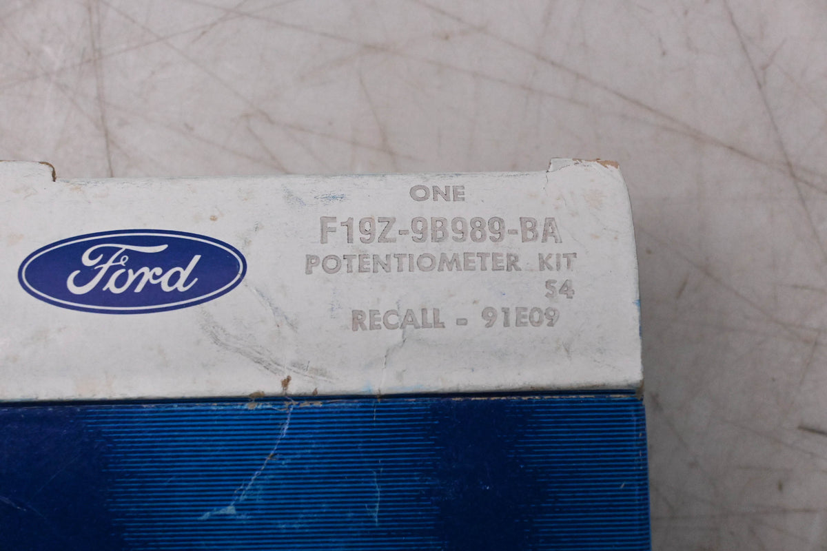 New OEM Ford F19Z-9B989-BA Throttle Position Sensor NOS