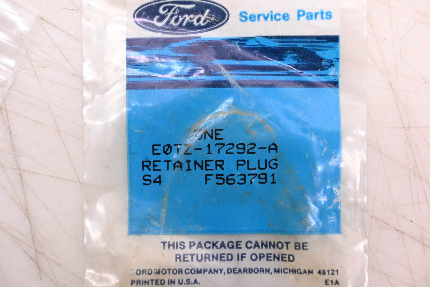 New OEM Ford E0TZ-17292-A Retainer Plug NOS