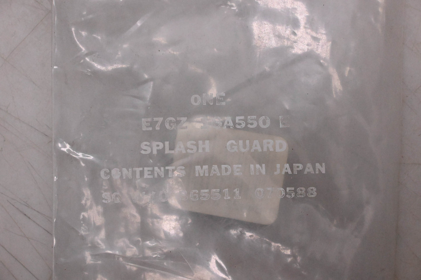 New OEM Ford E7GZ-16A550-E Right Side Splash Shield NOS